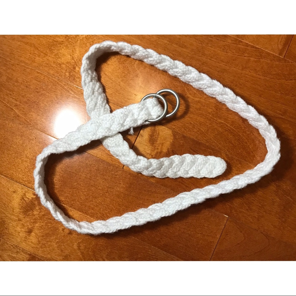 White braided belt. Adjustable belt. White belt.